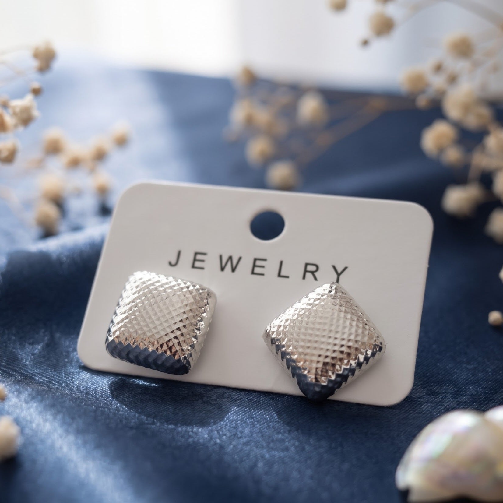 Shiny silver mini square stud