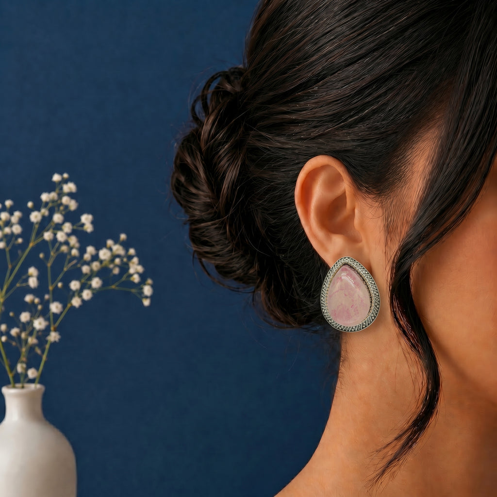 Almond  shape stud earring