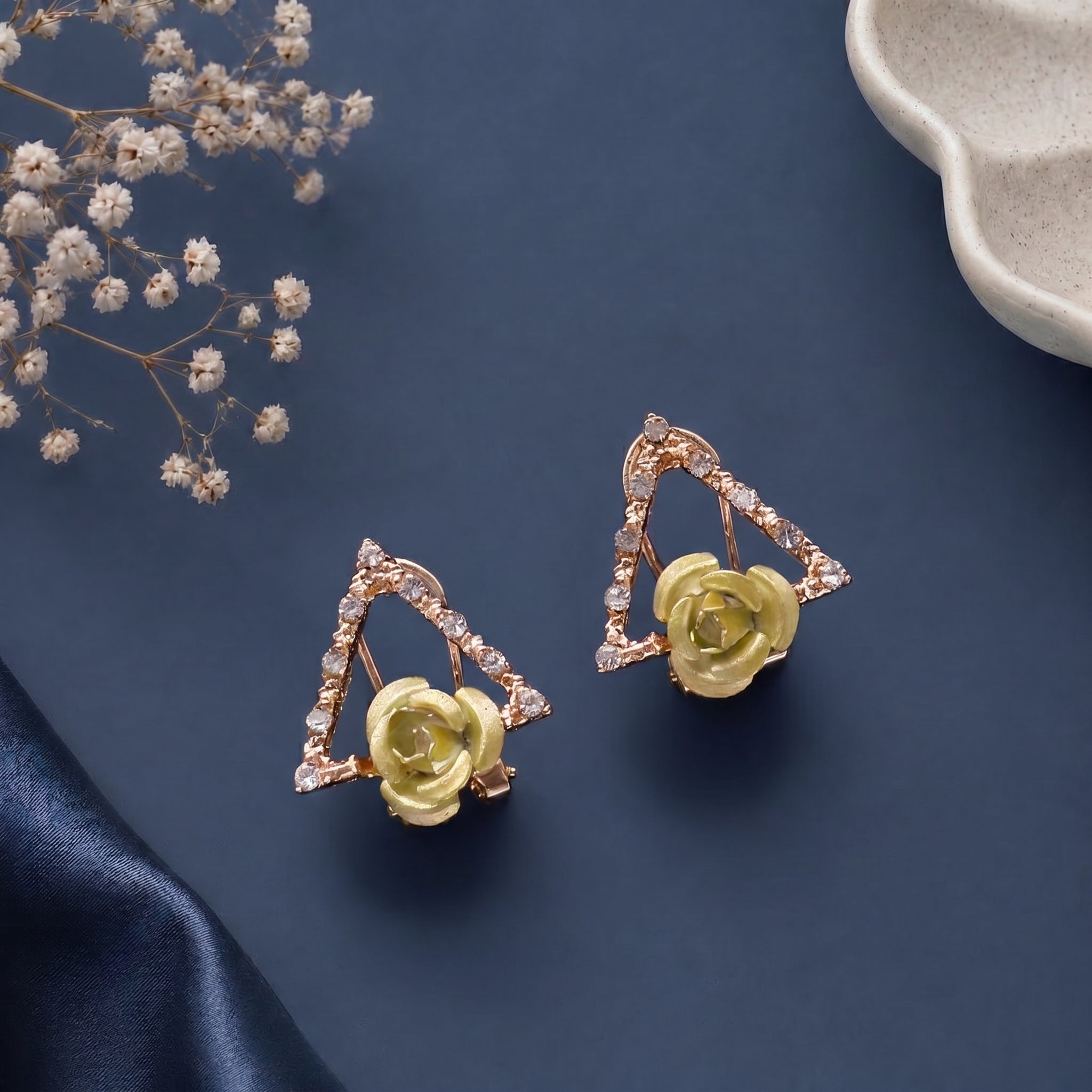 Triangle frame rose studded earring