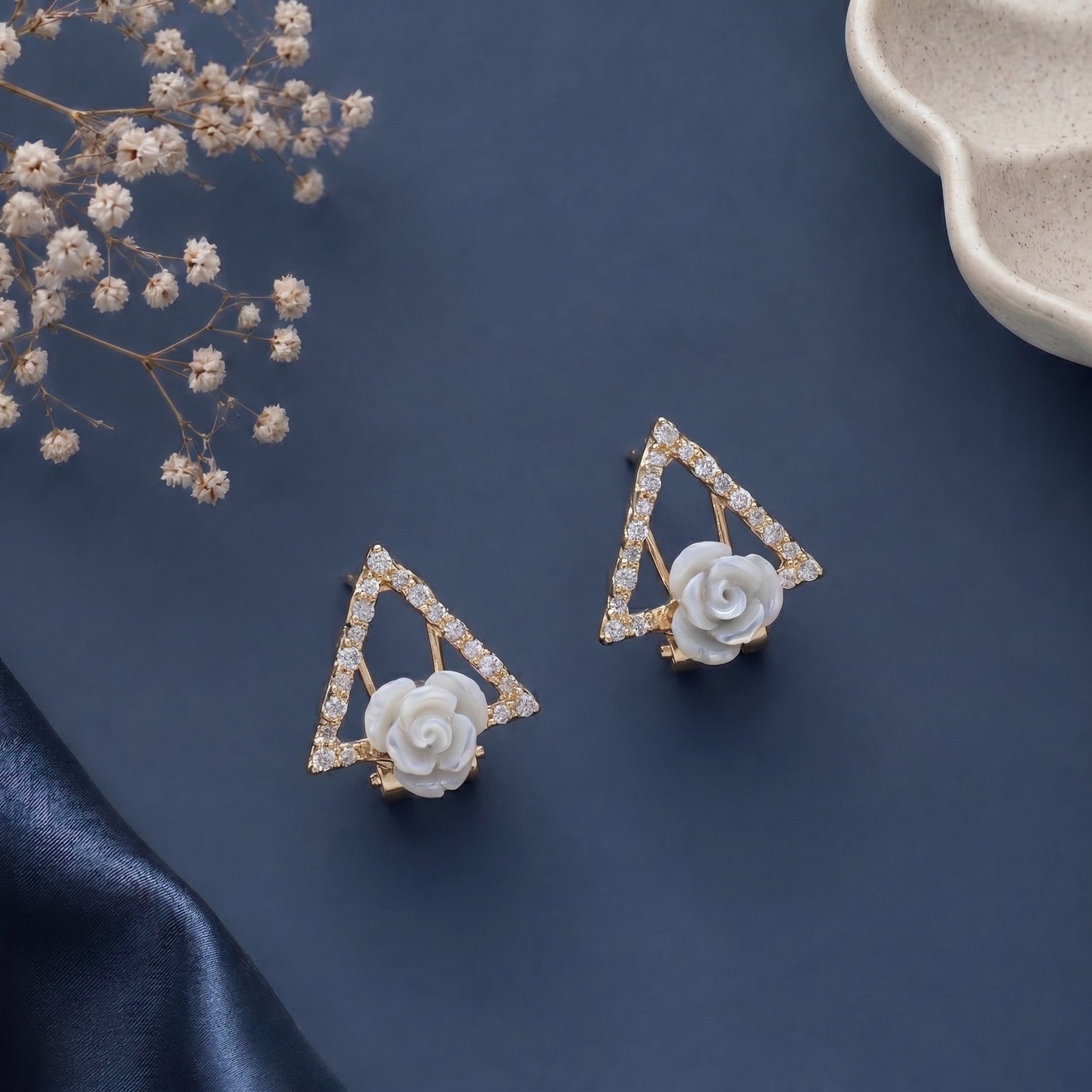 Triangle frame rose studded earring