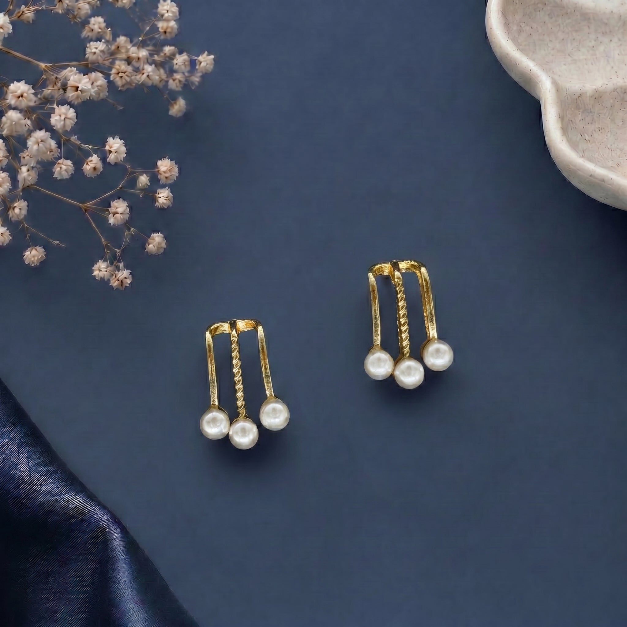 Triple pearl drop stud earring