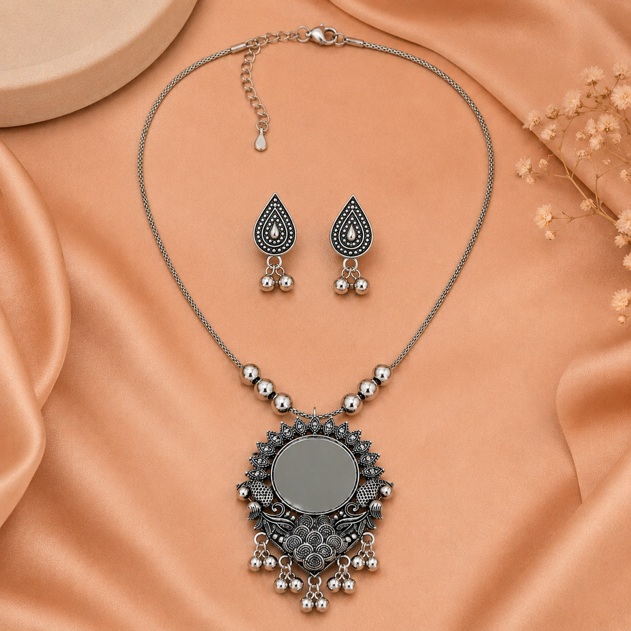 Oxidised mirror drop studded necklace with earring