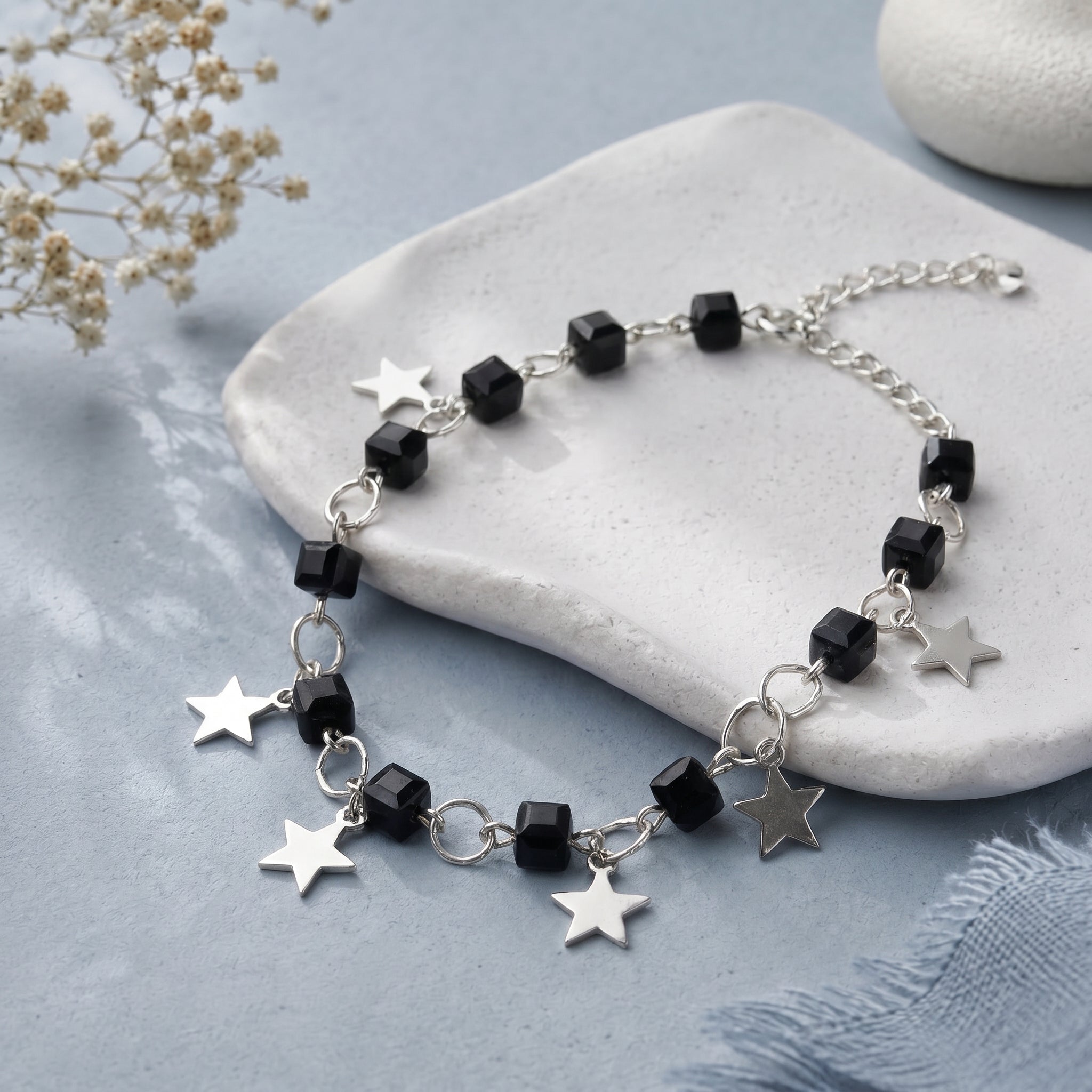 Black pearl star dangling bracelet