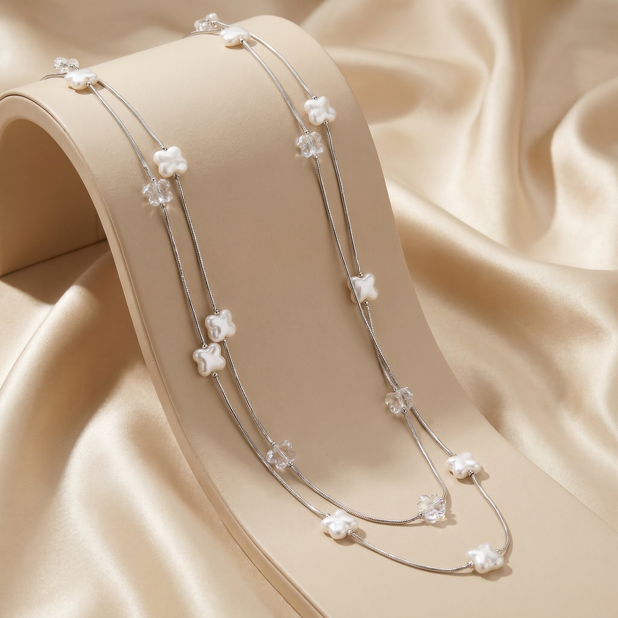 Double layerd butterfly shape l9ng necklace