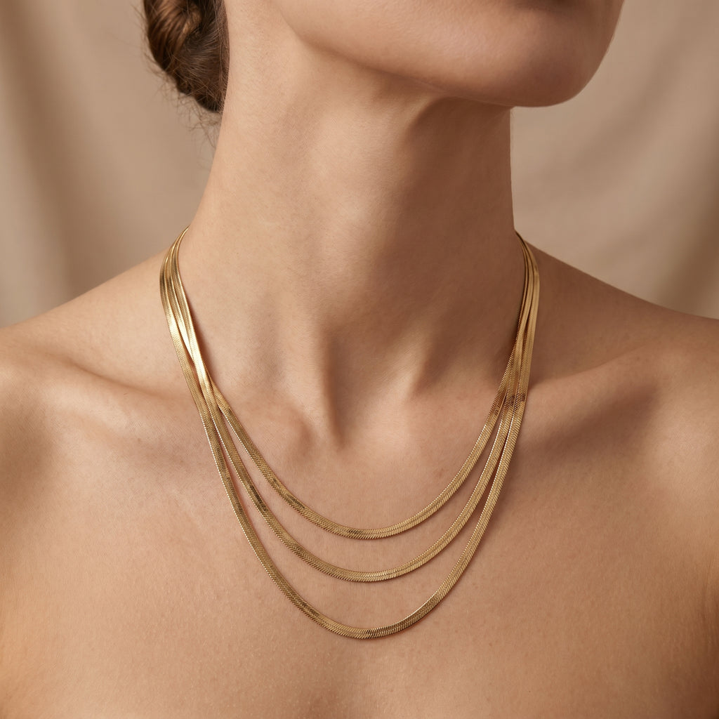 Three layered chain necklace