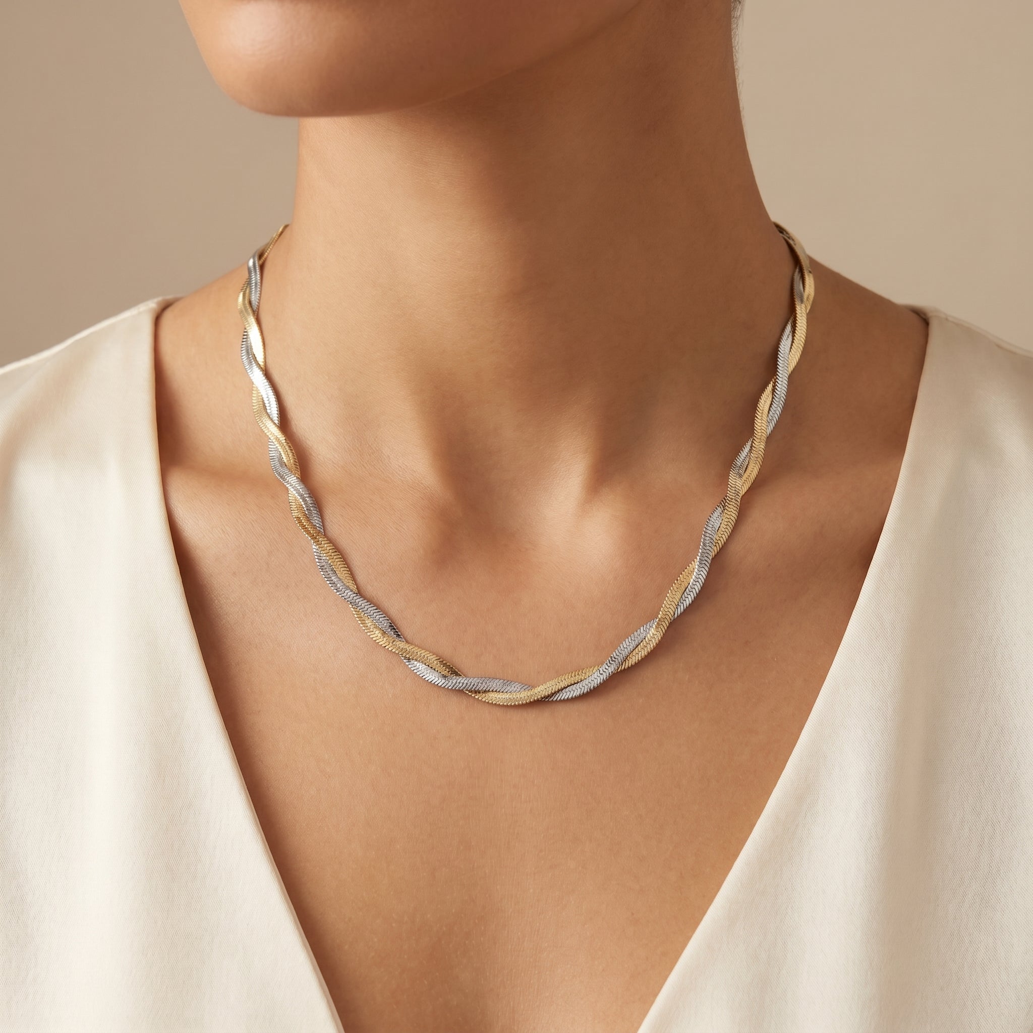 Twisted two tone chain necklace