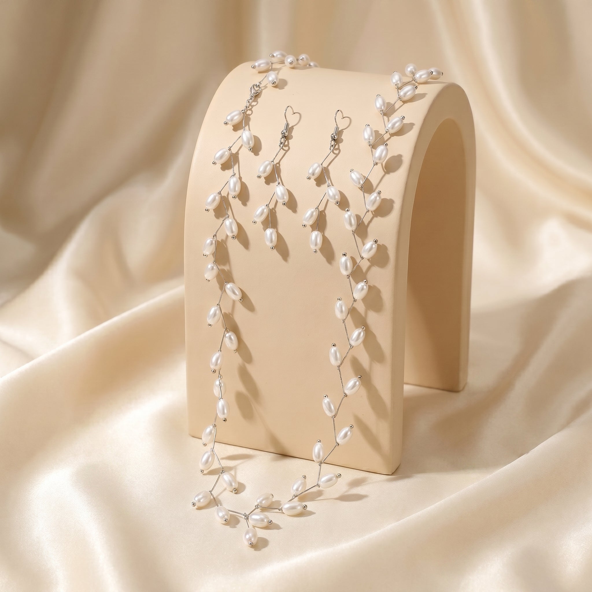 Korean pearl necklace