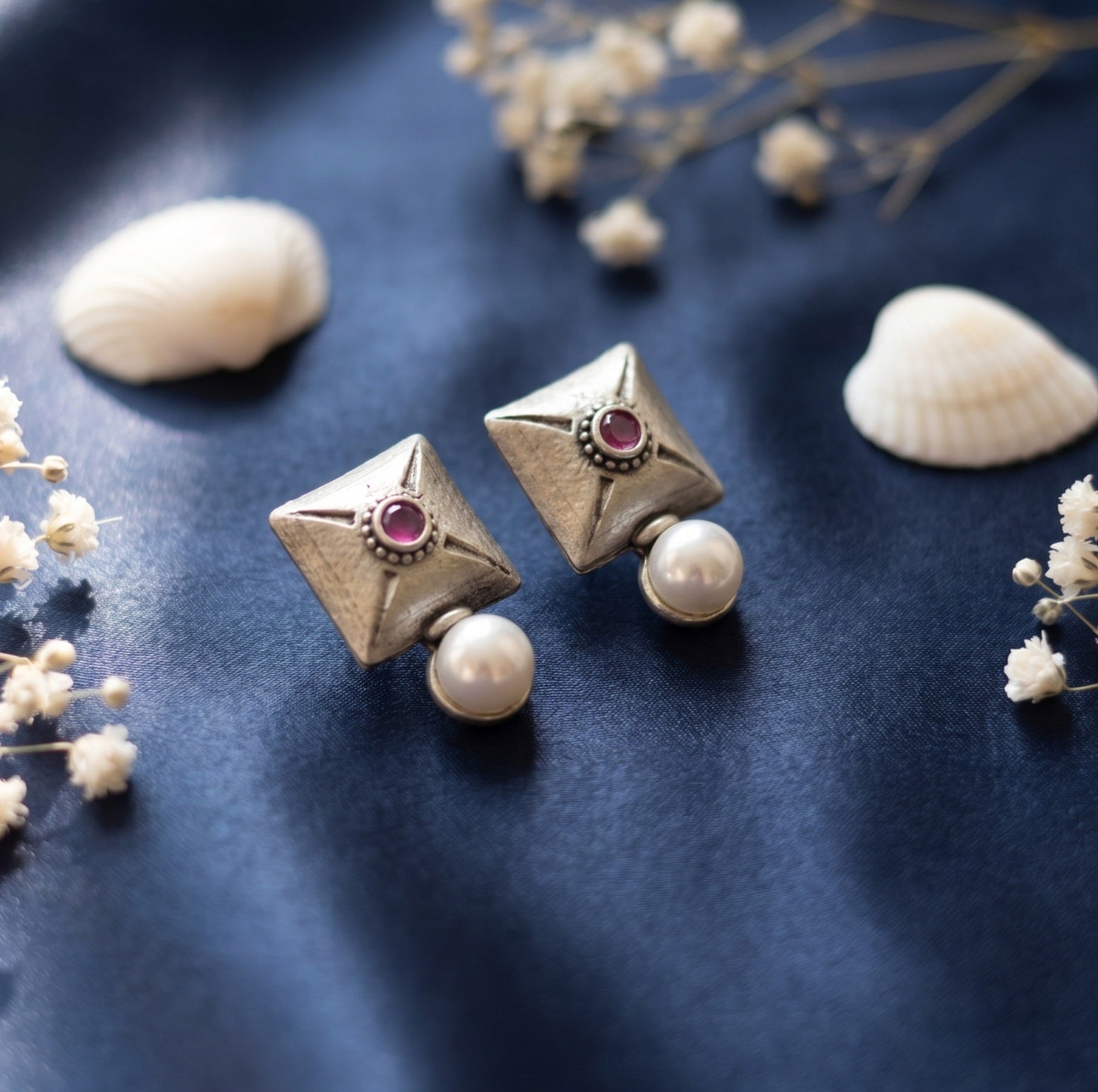 Ruby Stone Pearl Oxidised Stud Earring